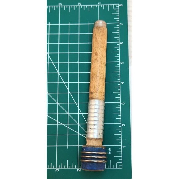 Vintage Wooden & Metal Weaving Bobbins With Blue Tips Set Of 2 Primitive country - Picture 4 of 6